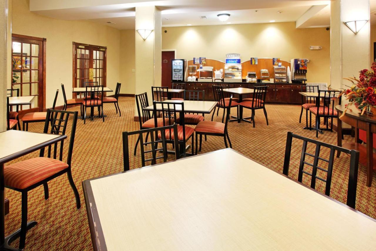 Holiday Inn Express & Suites Sylacauga Exteriér fotografie